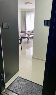 GTC Luxury 1BR Misty Springs, 21st Flr, Night Life, Rooftop Pool & Gym - 1