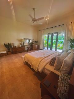 Private 4BR Villa Near Kabalana Beach Sleeps 8 - 8