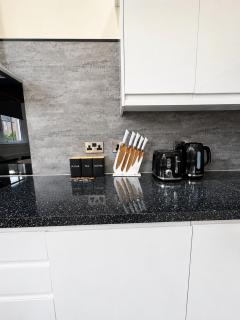 Large Flat in Edinburgh with Mountain Views - 1