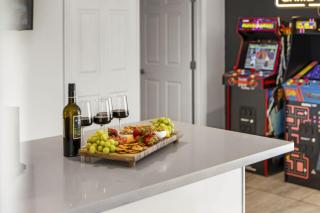 Iconic Vegas Villa : Heated Pool| Movie Room - 5