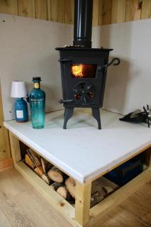 Wee Beach Hut Maidens - 1