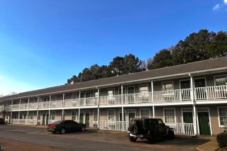 Plantation Oaks Suites & Inn Millington - 4