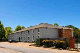 Plantation Oaks Suites & Inn Millington - 5