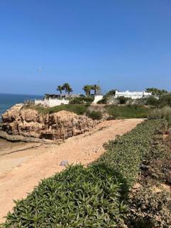 Spacious Family Apartment 5 Minutes from the Beach with Free WiFi & Parking - 6