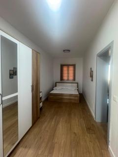 ER BnB Twin Apartments - 6