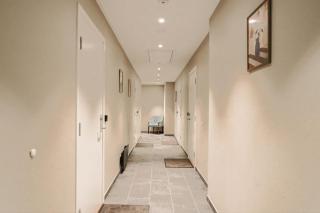 Modern entire apartment in the city center 303 - 9