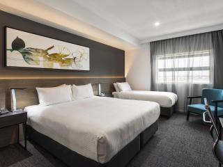 Mercure Sunshine Coast Kawana Waters - 2