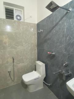 Luxury 2BHK Penthouse Manikonda 2 ACs Brand New - 9