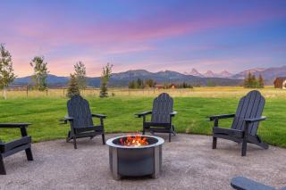 Luxury Retreat, Teton Views, Sleeps 16, Hot Tub, Fire Pit - 5