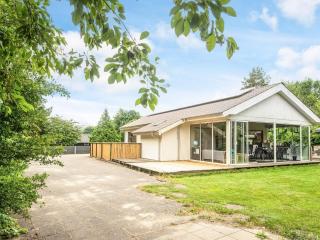 12 person holiday home in Oksbøl - 9