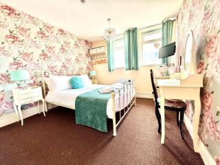 The Hurstmere - 3