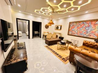 WE Nest 2BR Suite Prime TF08 ,DHA 8 Near Airport, PKLI & Park Facing ,Free Parking - 6