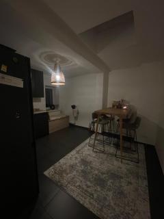 Comfortable & Bright Grindel-Apartment - 1