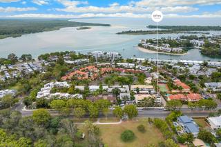 Freshly refurbished townhouse close to Noosa River - 8