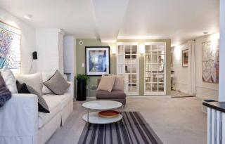 Downtown Large Apartment Guest Suite - 3