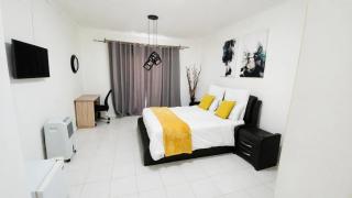 Hatfield, Grosvenor Private apartment. - 8