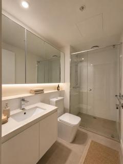 Skyline Living Melbourne - 1