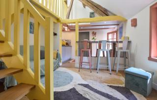 Beautiful Apartment In Pont-L'eveque With Wifi - 7