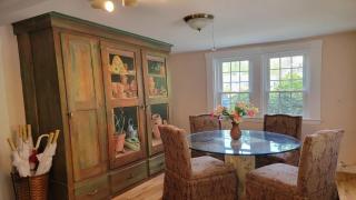 Oceanview Classic Maine Cottage Within 1 Minute Walk To Cape Neddick Beach - 1
