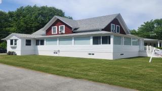 Main Street Cottage - 9