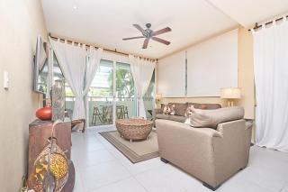 2Br Condo - Pool, Bbq & Beach Steps Away - 3