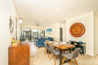 2Br Condo W Rooftop Pool & Backyard - 2