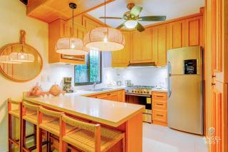 6Br Villa W Pool, Bbq & Backyard - 6