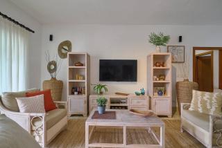 3Brbeach Escape Terrenaspool Familybalcones - 2