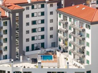 Sunflower Ocean View Apartment With Pool & Parking - 8