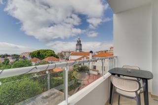 Sunflower Ocean View Apartment With Pool & Parking - 7