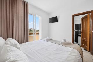 Golden View Porto Santo Near Beach & Services - 4