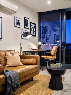 Stunning CBD Apartment with Amazing Views and Parking - Melbourne - 2