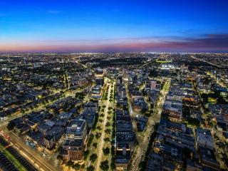 Stunning CBD Apartment with Amazing Views and Parking - Melbourne - 3