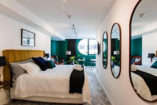 Opulent Gem City Centre Getaway - 6