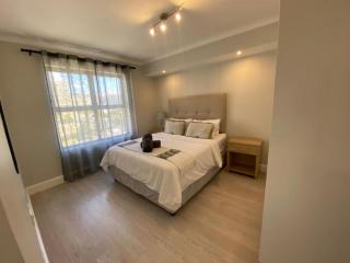 Rooftop Pool & Gym, Minutes To Uct - 7