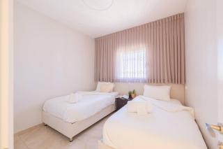 4 Br Apartment In Sarei Israel Blvd W Room - 9