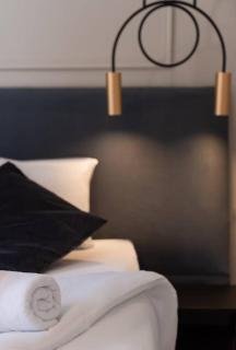 2 Br Apartment In Natanstrauss St Jerusalem Israel - 1