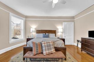 Warm and Spacious 2 Bedroom near Eden Park - 4