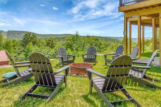 Mountainside Retreat in Ludlow with Amazing Views - 5