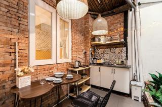 Stayhub Central District 1 - 2