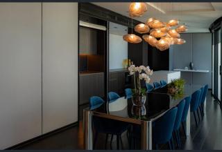 Luxury City Southbank Escape with Luxury Pool Gym Sauna and Skyline Views - 4
