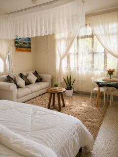 Maisha Garden Home at Ununio Beach - 1