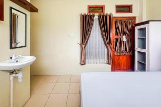 Kings Hotel Dieng RedPartner - 5