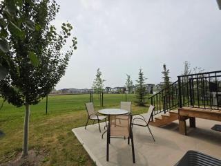 Private Luxury Retreat - King Bed - Full Kitchen - 9