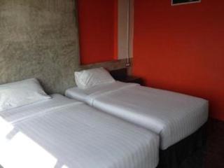 Pornsiri Hotel Sisaket - 1