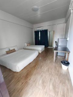 Comfy hotels Suvarnabhumi - 1
