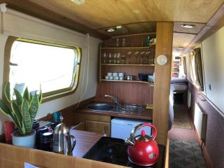 Cambridge Narrowboats - Beautiful Narrowboat Glyndwr - 5