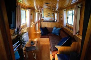 Cambridge Narrowboats - Beautiful New Moon Narrowboat - 7