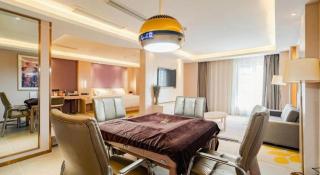 Lavande Hotel Wuhan Houhu Avenue Xingye Road - 6
