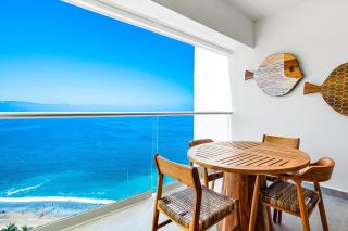 Luxury oceanfront apartment with private balcony, rooftop pool & gym access - 7